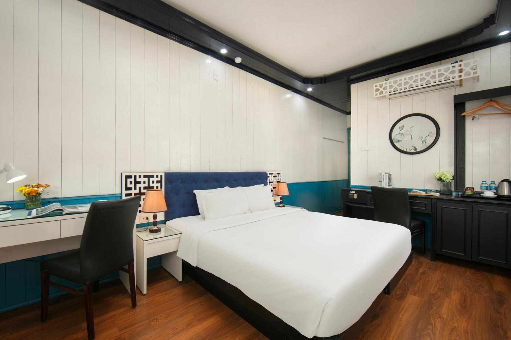 Hanoi Solo Hostel Bagian luar foto