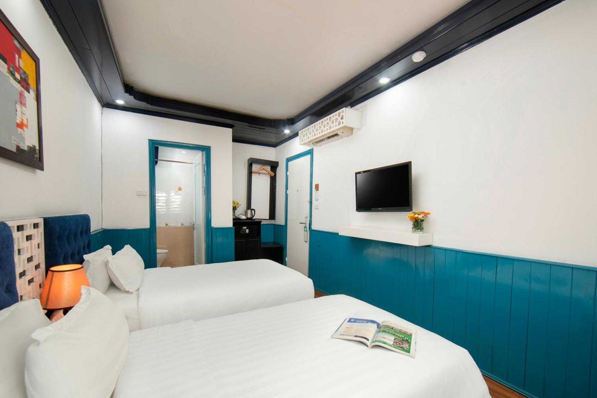 Hanoi Solo Hostel Bagian luar foto